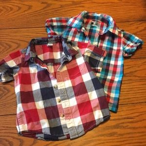 2 patriotic button up shirts, excellent condition